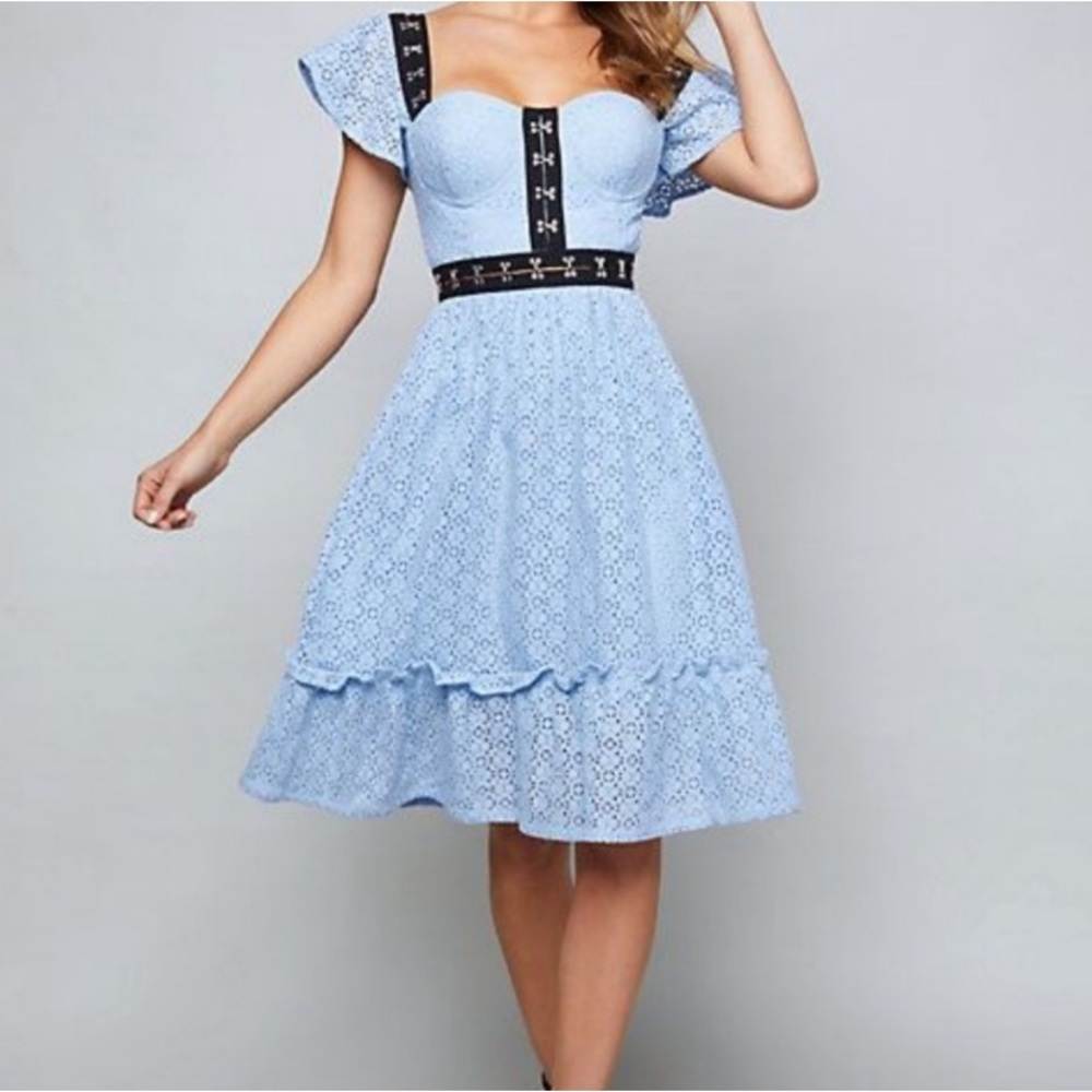 Blue bebe Lavine Crochet Lace dress Size 2 NWT